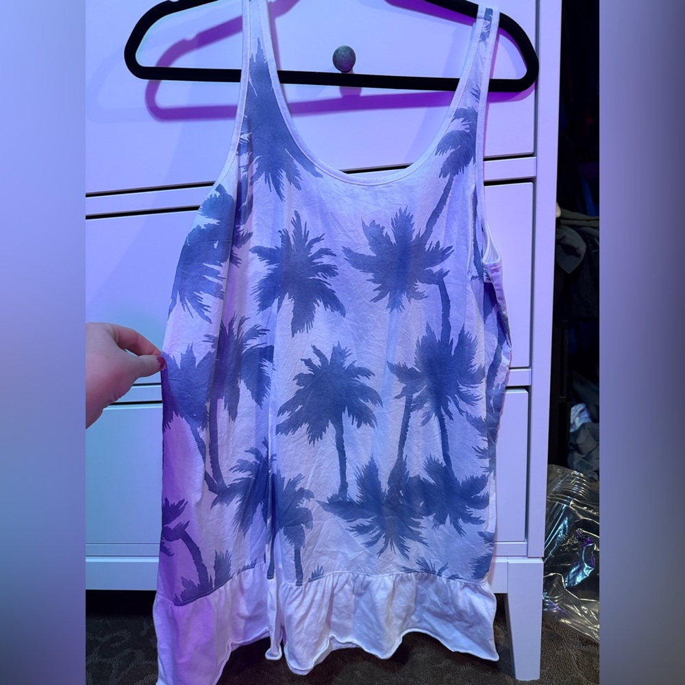 Victoria’s Secret tank size m